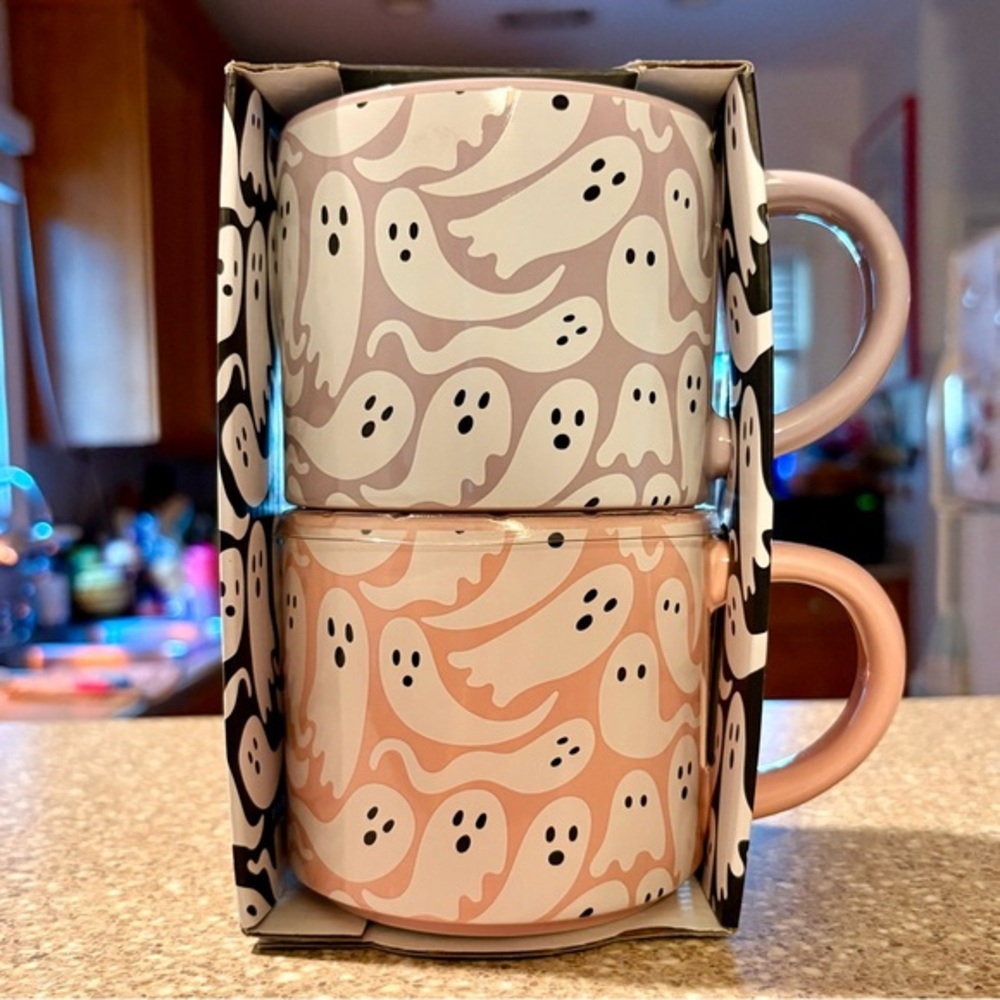 Ghost Patterned Stackable Mug Set - Pink and Purple